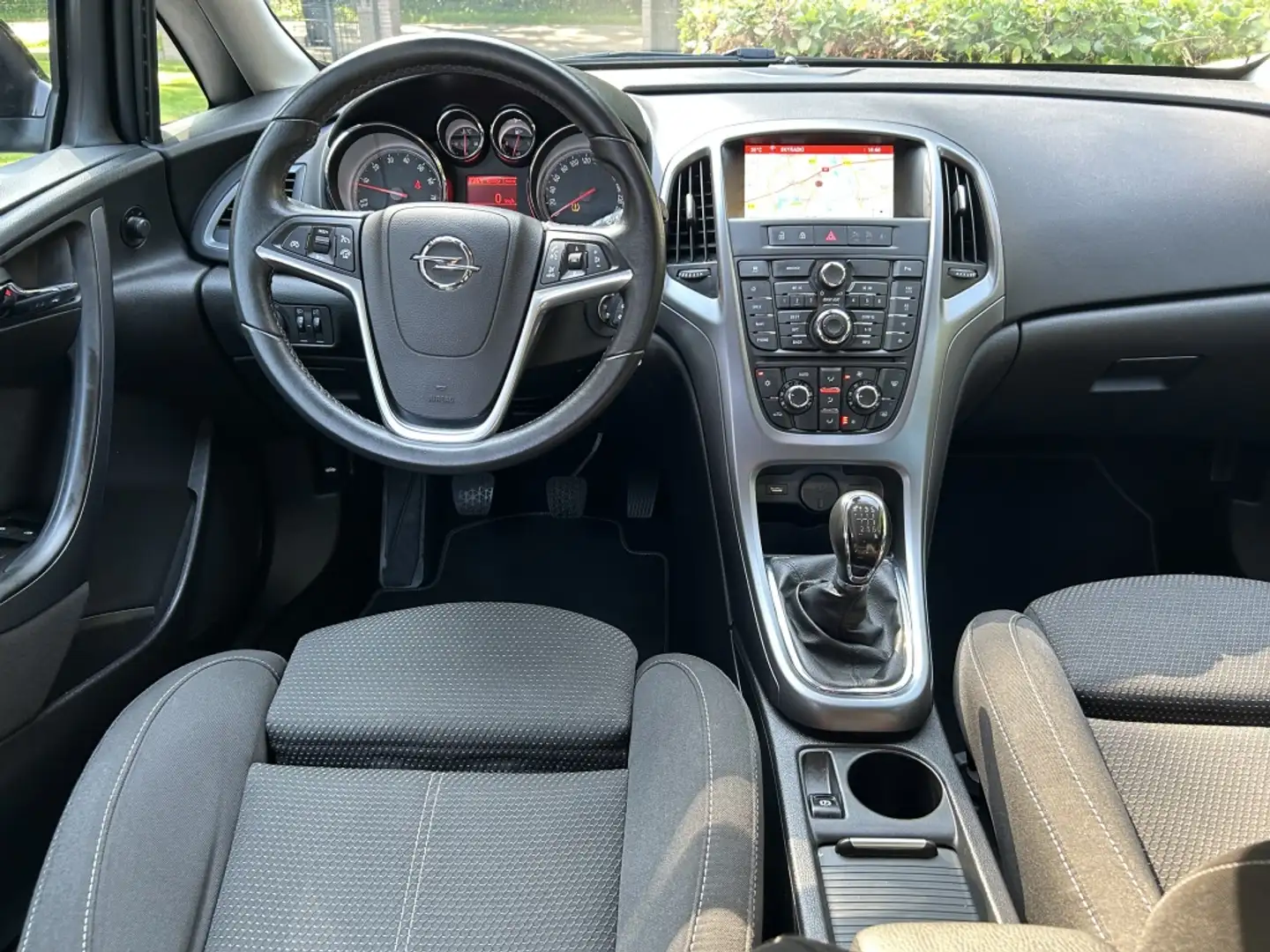 Opel Astra Sports Tourer 1.4 Turbo 140pk Edition Navi, Clima, Bruin - 2