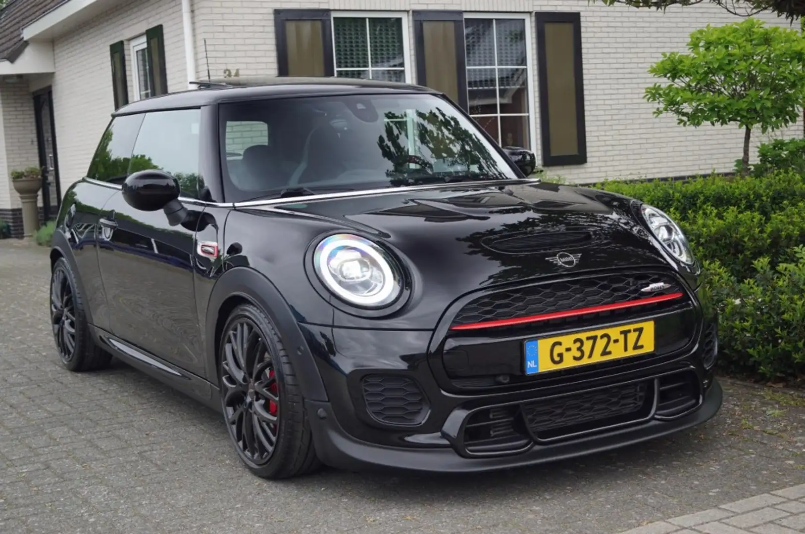 MINI John Cooper Works 2.0 Automaat (231pk) Pano/Kuipstoelen/JCW Pro/JCW Nero - 1