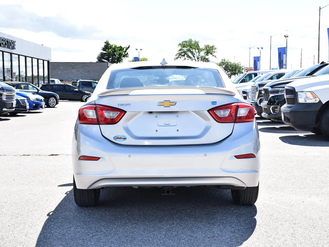 Chevrolet Cruze photo Chevrolet Cruze