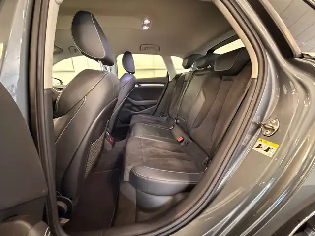 Audi A3 view 9