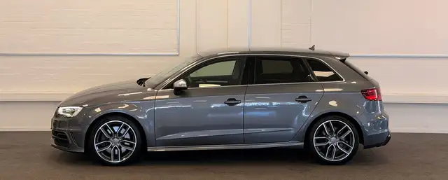 Audi A3 view 6