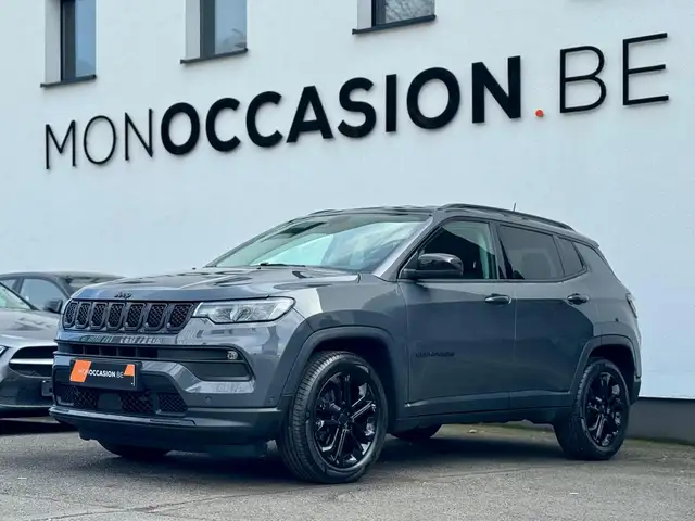 Jeep Compass 1.3 TURBO 4x2 PHARES LED GPS CAMERA SIEGES CHAUFF.