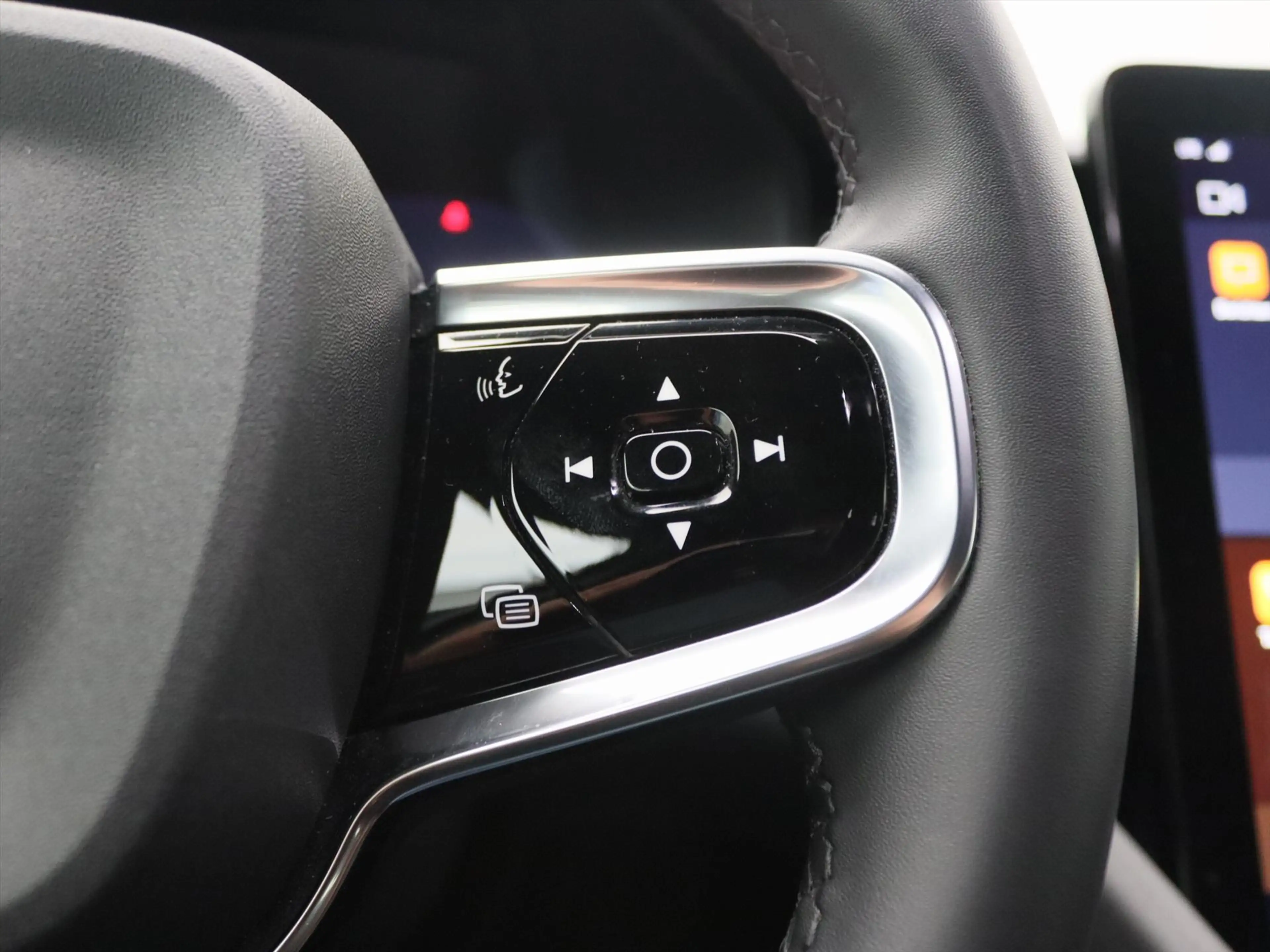 Polestar 2 Long Range Single Motor 78kWh 231PK 93% SoH [ PILO — photo 23