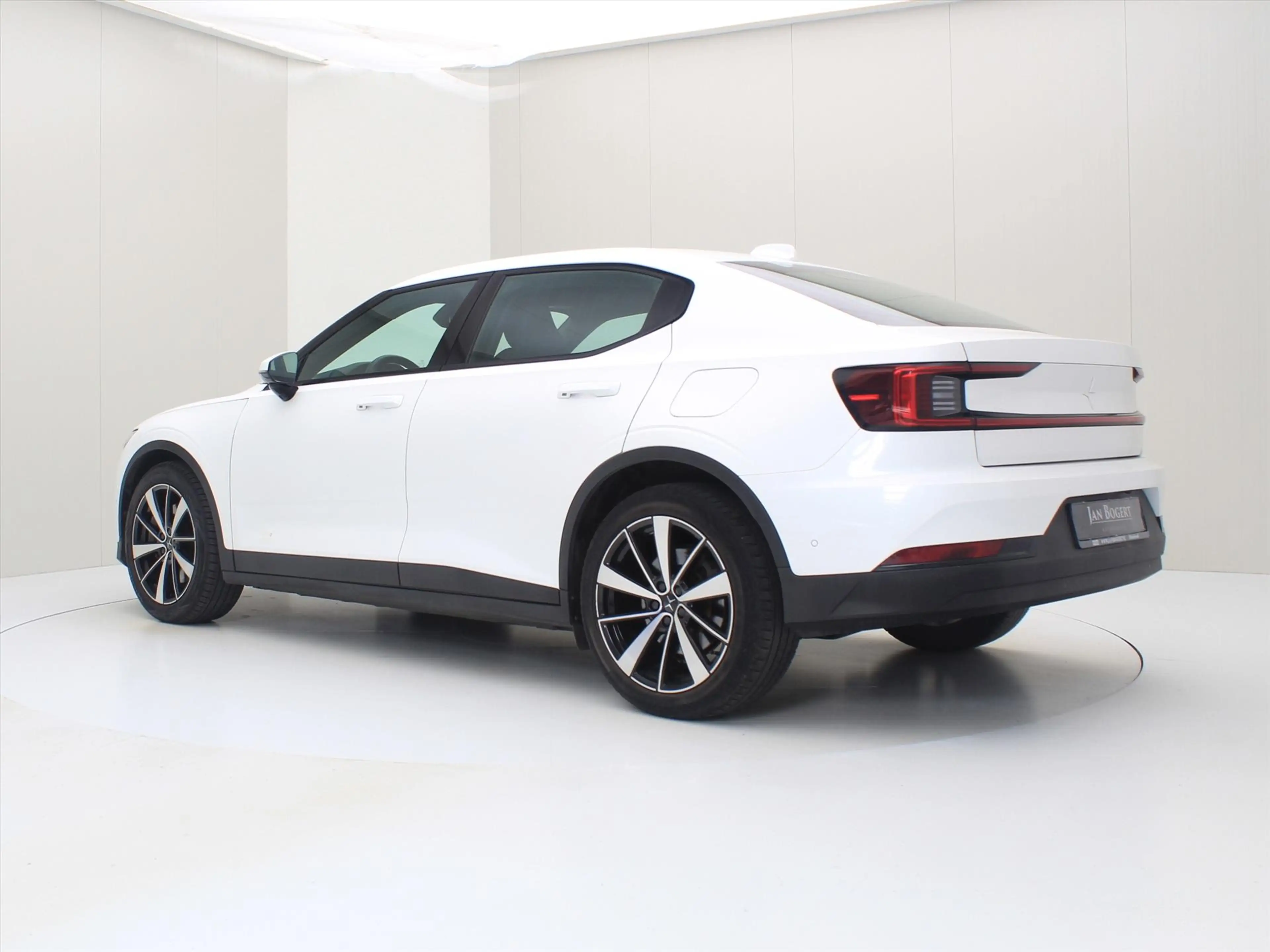 Polestar 2 Long Range Single Motor 78kWh 231PK 93% SoH [ PILO — photo 4
