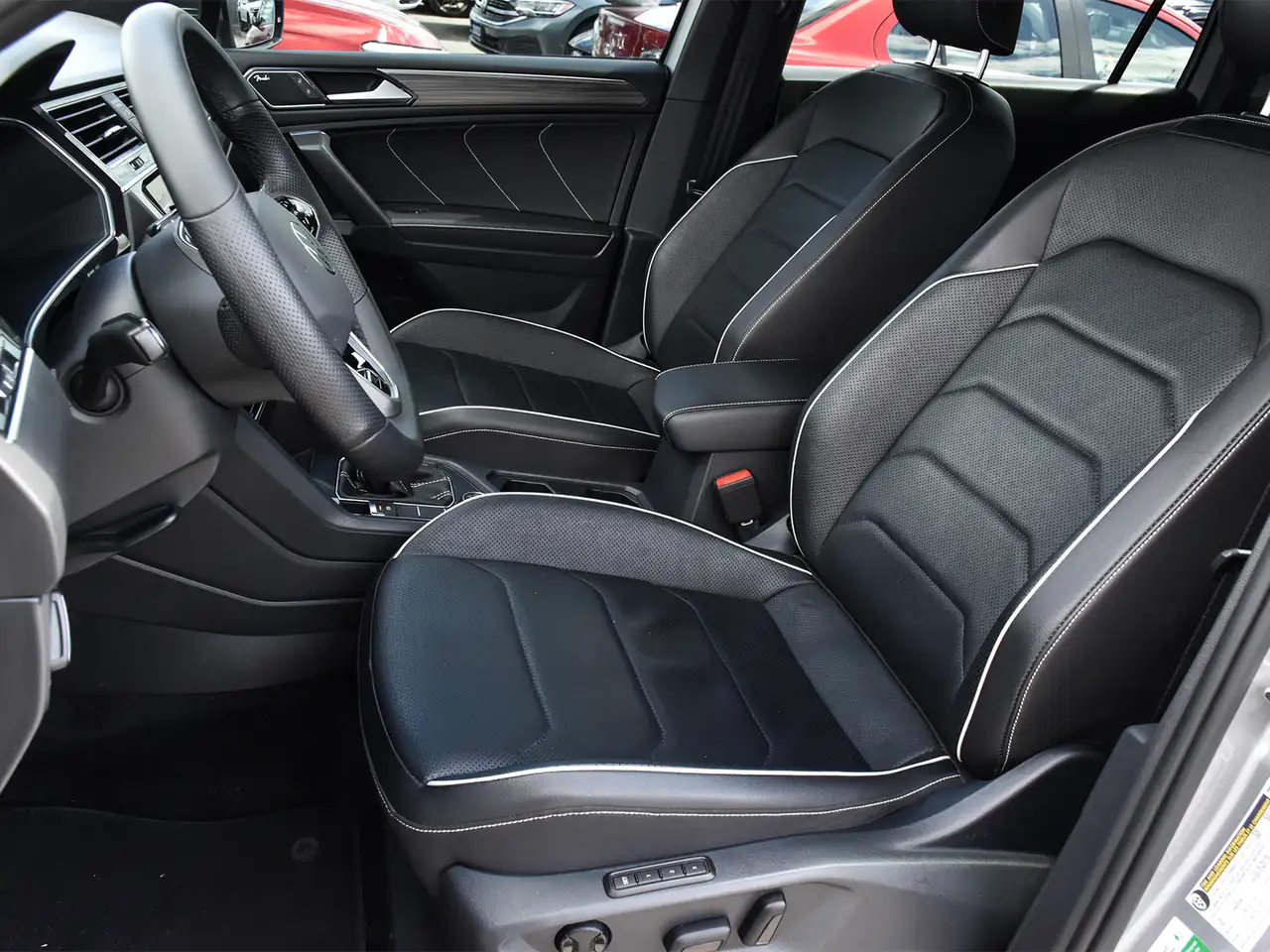 Volkswagen Tiguan снимка Volkswagen Tiguan