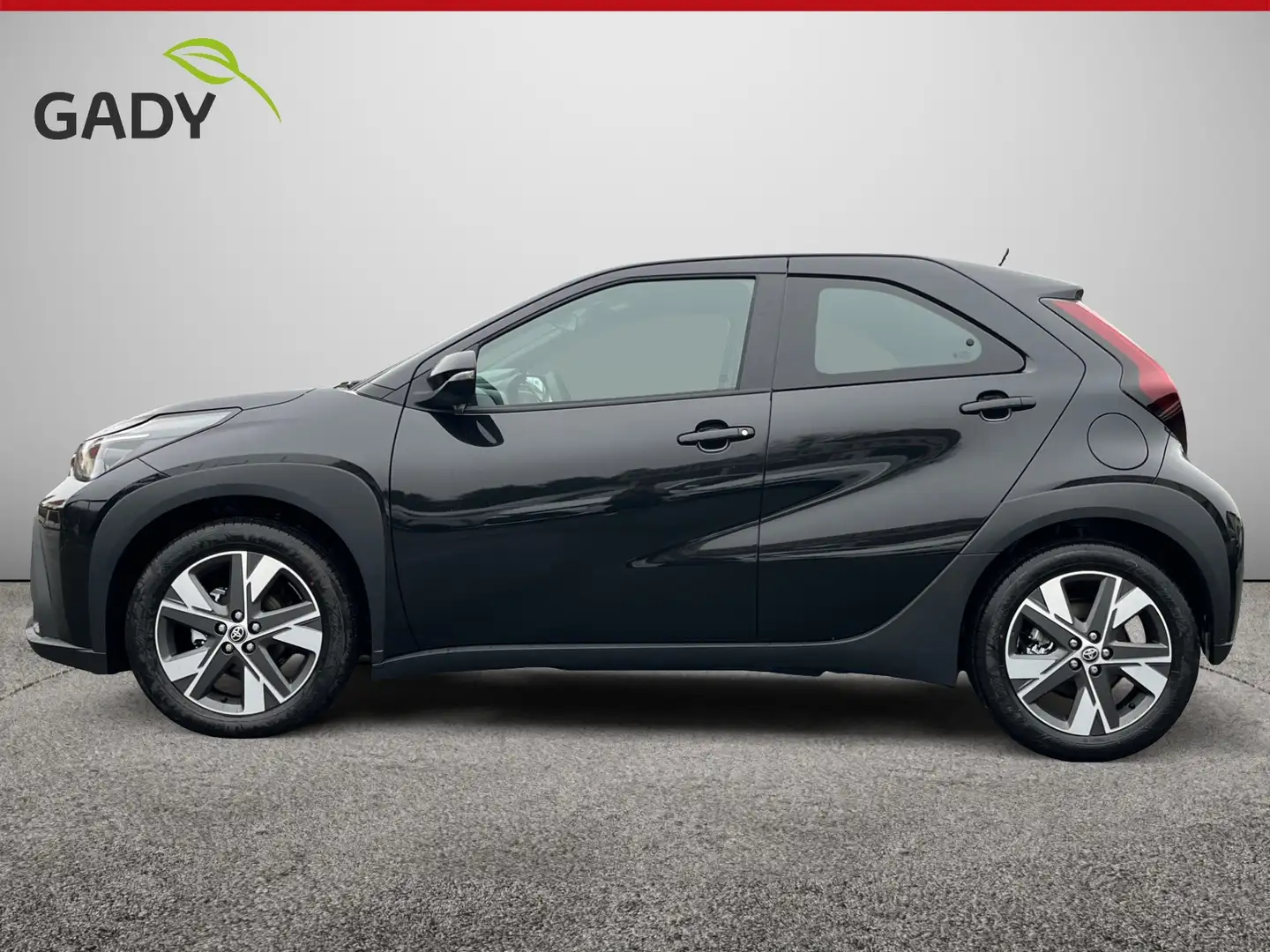 Toyota Aygo X 1,5 Hybrid Active Schwarz - 2