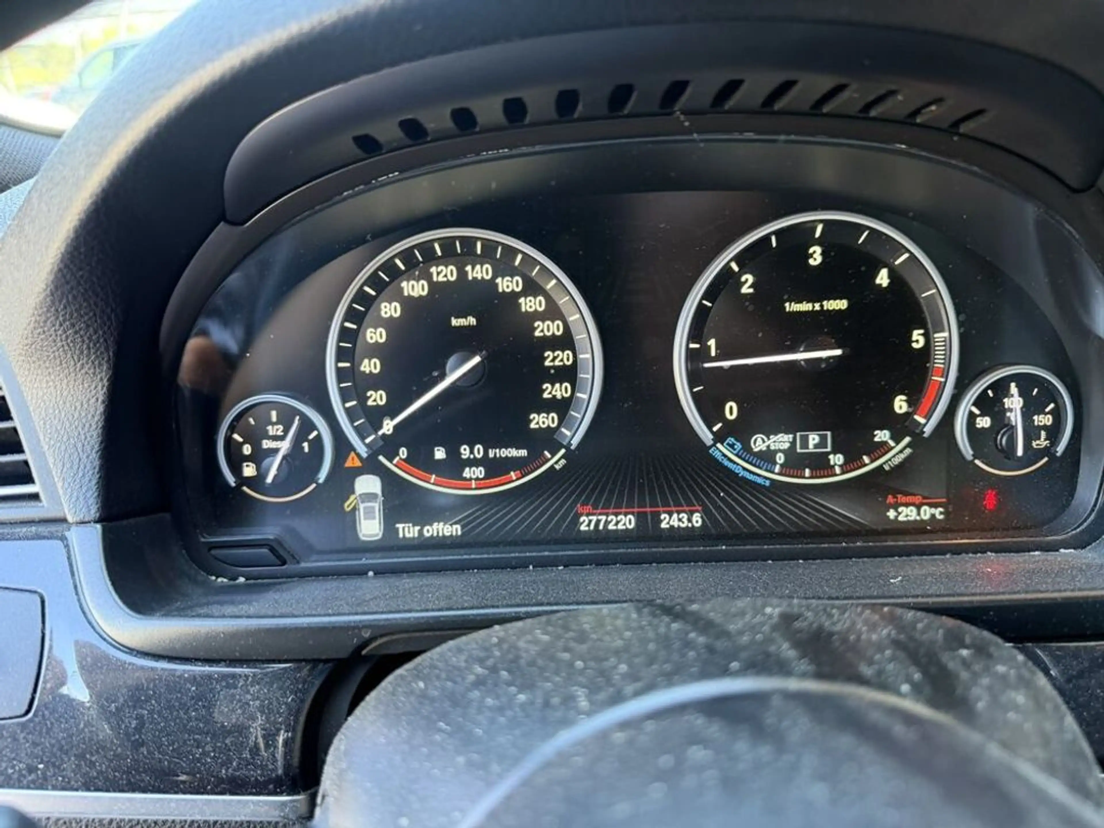 BMW 525 d xDrive M-Paket — photo 12