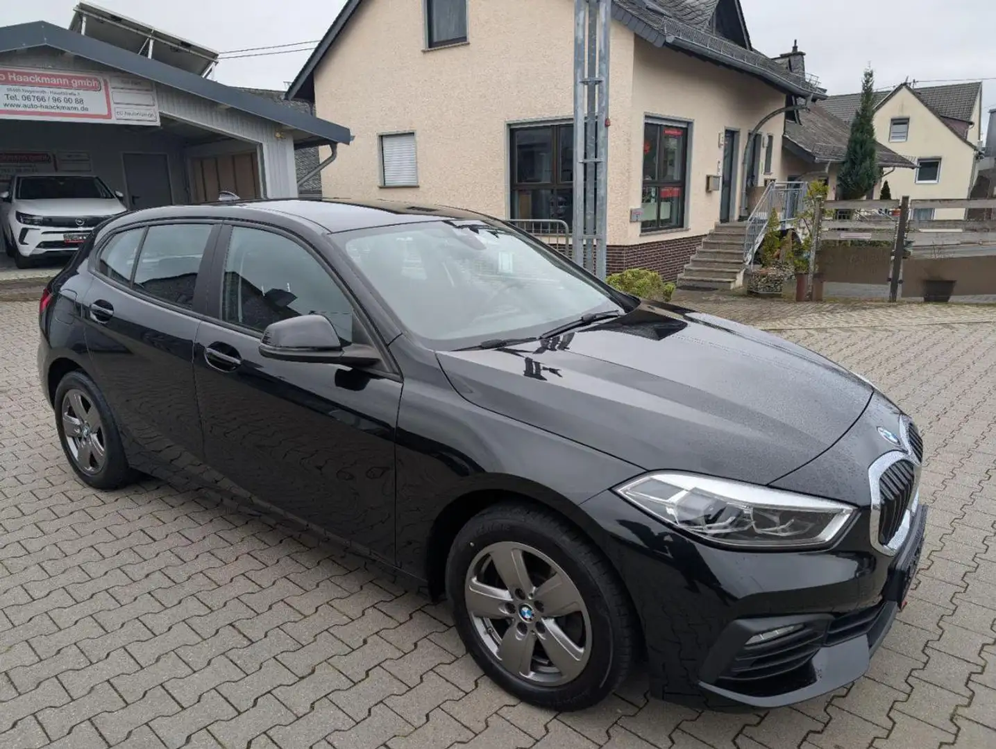 BMW 116 116 d 5p ADVANTAGE AUT. NAVI LED PDC Noir - 1