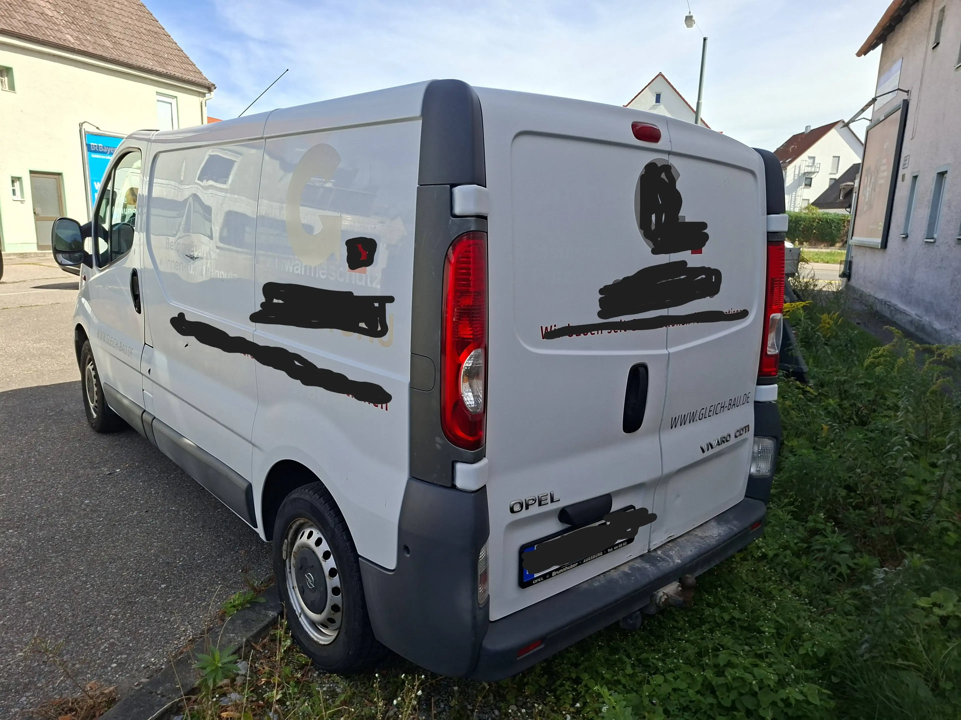 Opel Vivaro Kasten L1H1 2,7t TÜV 2. 2028 117.000 Km!! — photo 3
