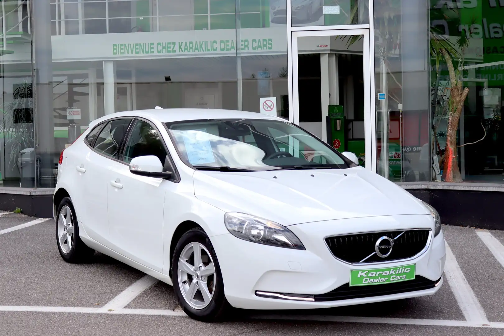 Volvo V40 2.0 D2 GPS CUIR CLIM JANTES 16 Weiß - 1