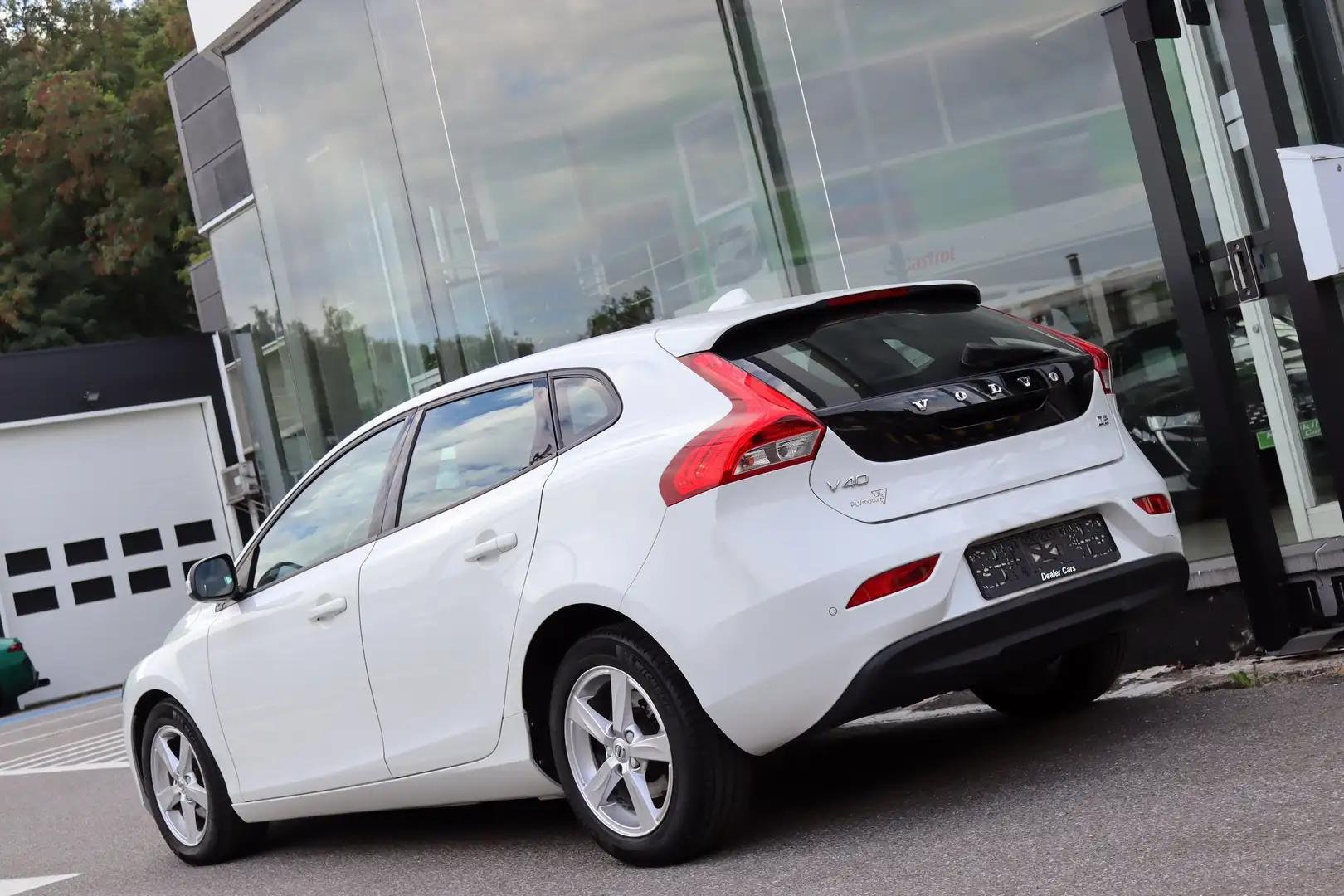 Volvo V40 2.0 D2 GPS CUIR CLIM JANTES 16 Weiß - 2