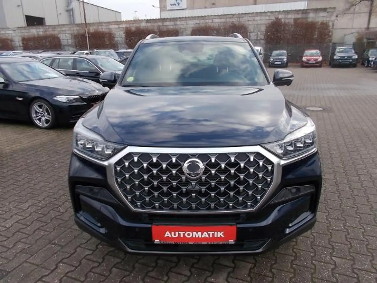 SsangYong Rexton Sapphire 4WD, Leder NAVI Alu20" AHK Allwetter Blue - 2