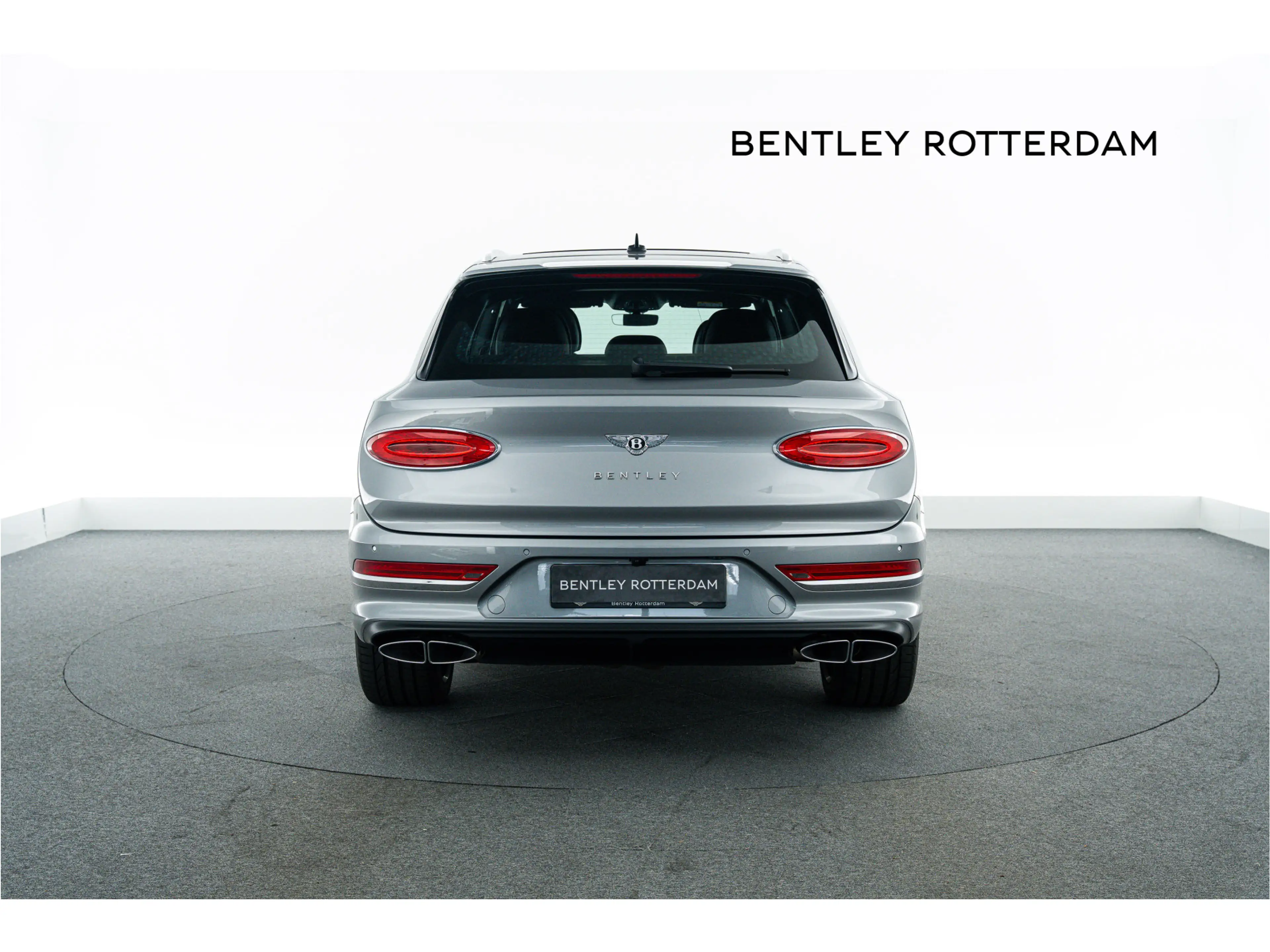 Bentley Bentayga Hybrid MY2021 — photo 5