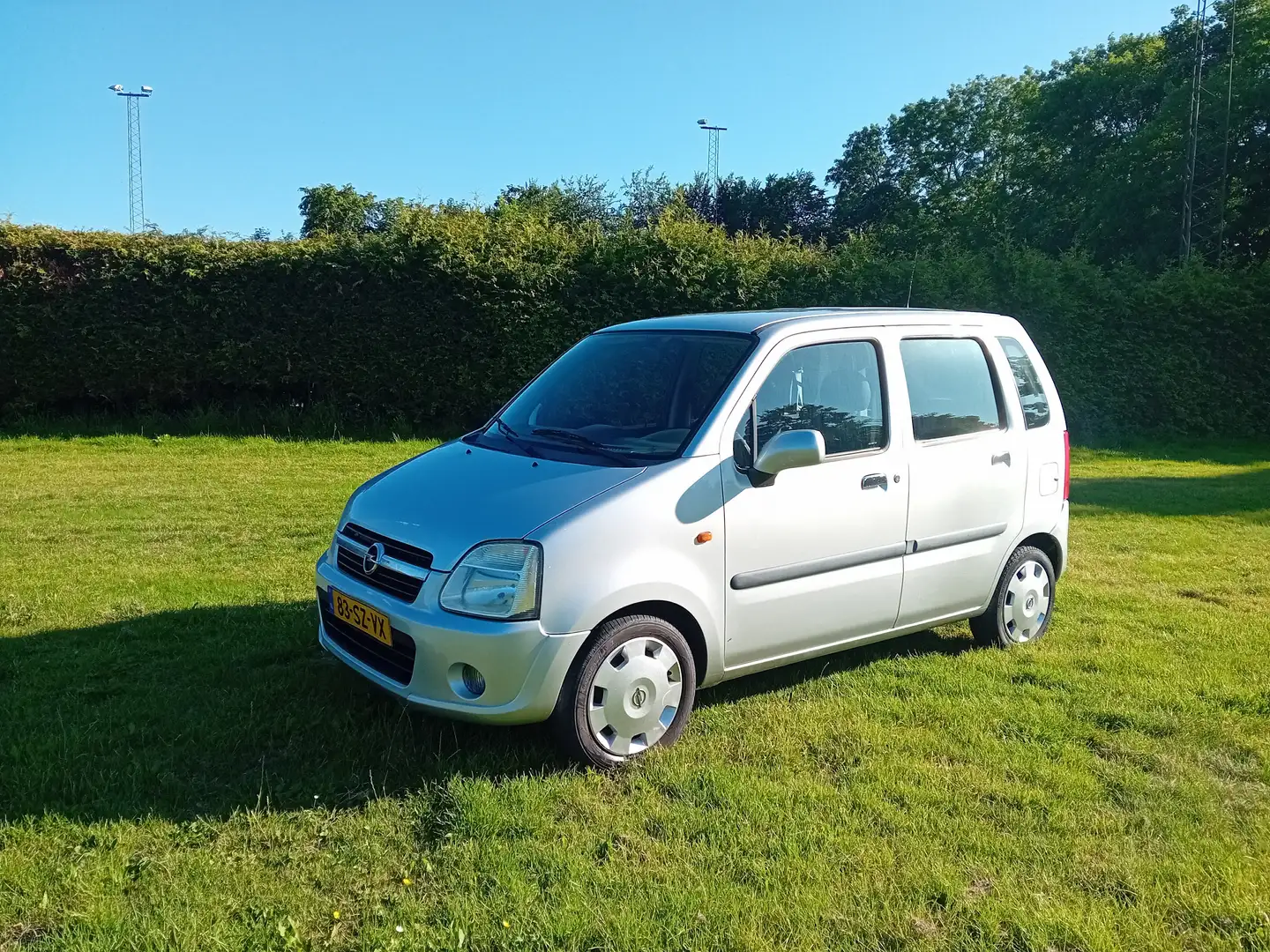 Opel Agila Agila 1.2-16V Flexx cool Gris - 1
