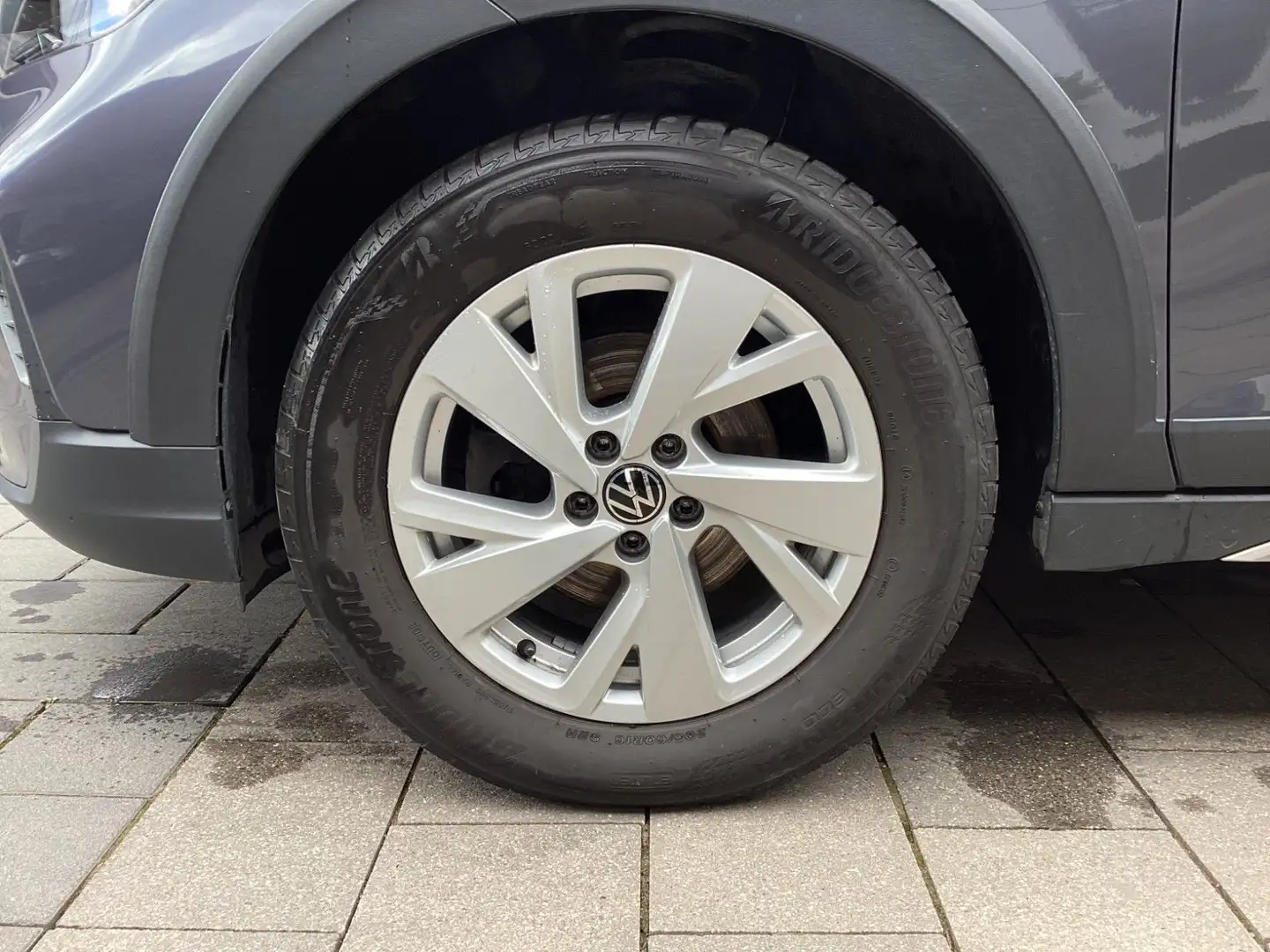 Volkswagen Taigo 1,0 TSI DSG Life LED+Navi+AHK+ACC+Kamera Grau - 2