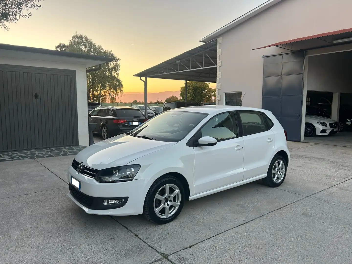 Volkswagen Polo 1.2 Comfortline 70cv Neopatentati 5porte Blanc - 1