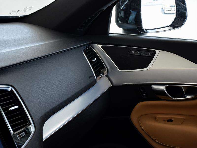 2019 Volvo XC90 Momentum | Apple CarPlay | HUD | Pilot Assist thumb 42