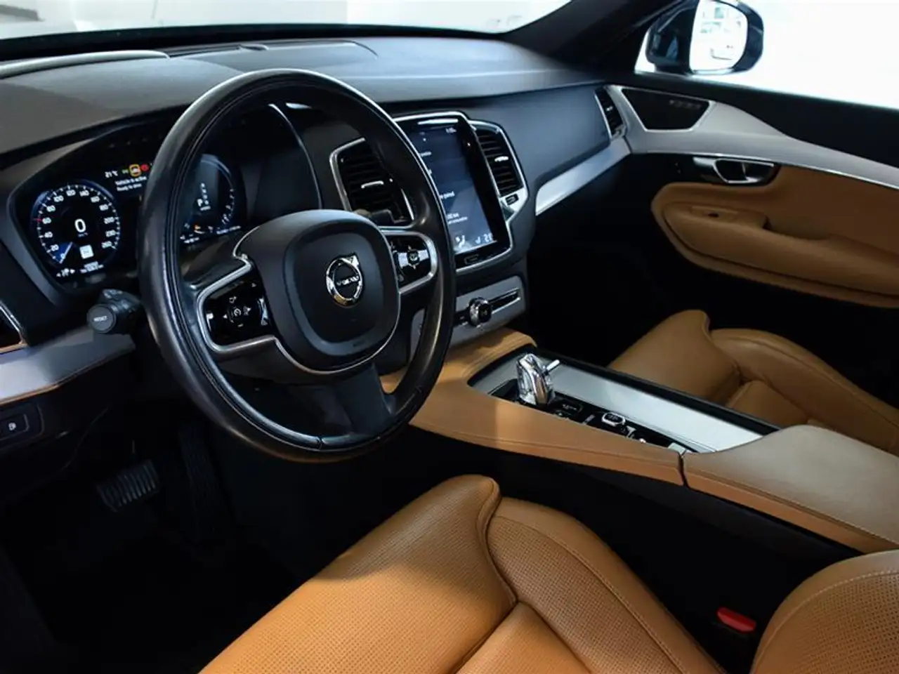 Volvo XC90 снимка Volvo XC90
