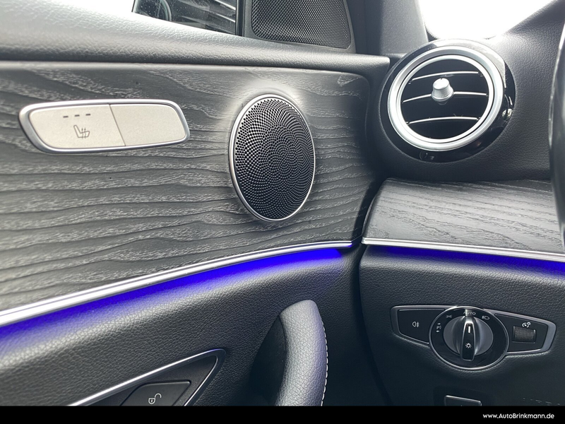 Mercedes-Benz E 220 E 220 d T/AHK/NIGHT/LED/KAMERA AVANTGARDE — photo 15