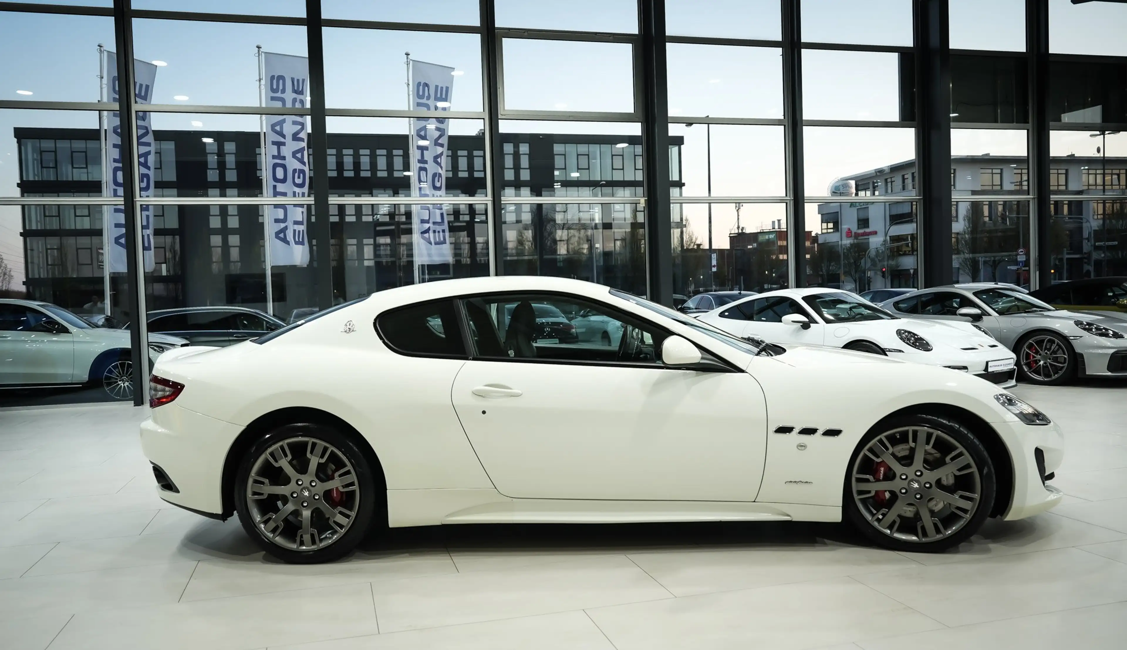 Maserati GranTurismo Sport*SPORTSITZE*BOSE*NAVI* — photo 7