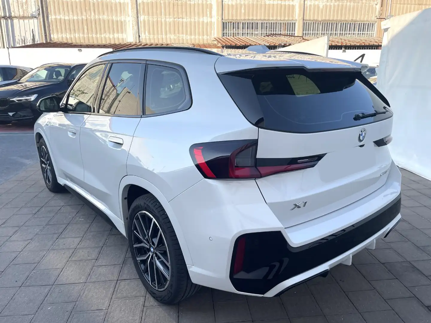 BMW X1 sdrive20i Mild Hybrid 48V MSport LED M-SPORT Bianco - 2