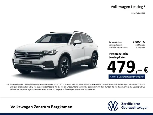 Volkswagen Touareg view 3