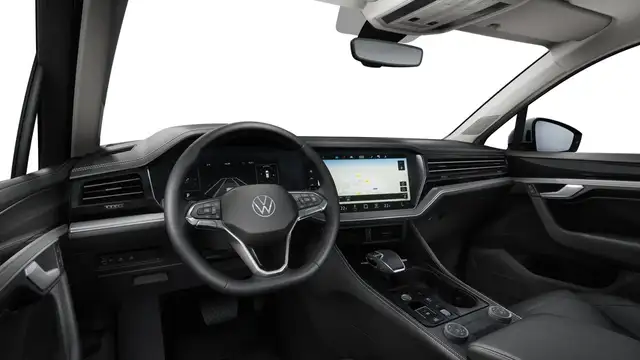 Volkswagen Touareg view 8
