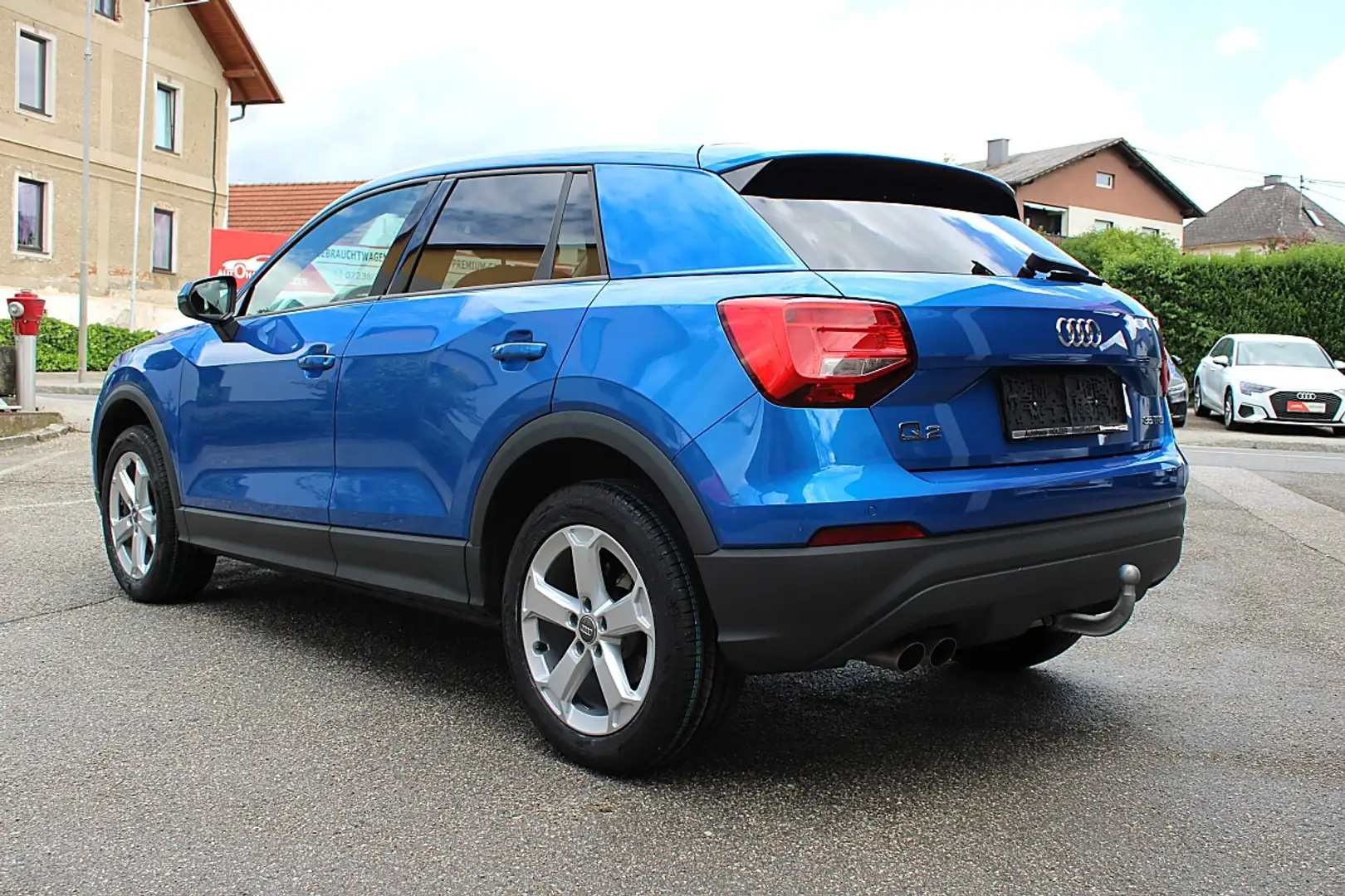 Audi Q2 35 TFSI S-tronic *AHK (1,5t), PP, Tempomat, Ser... Blau - 2