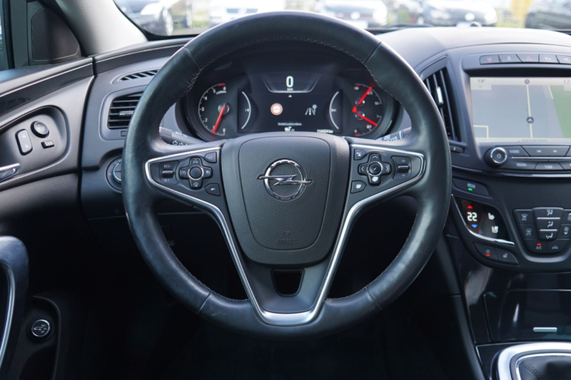 Opel Insignia Sports Tourer Innovation Spurhalt. ACC — photo 9