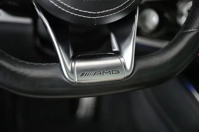 Mercedes-Benz S-Class view 29