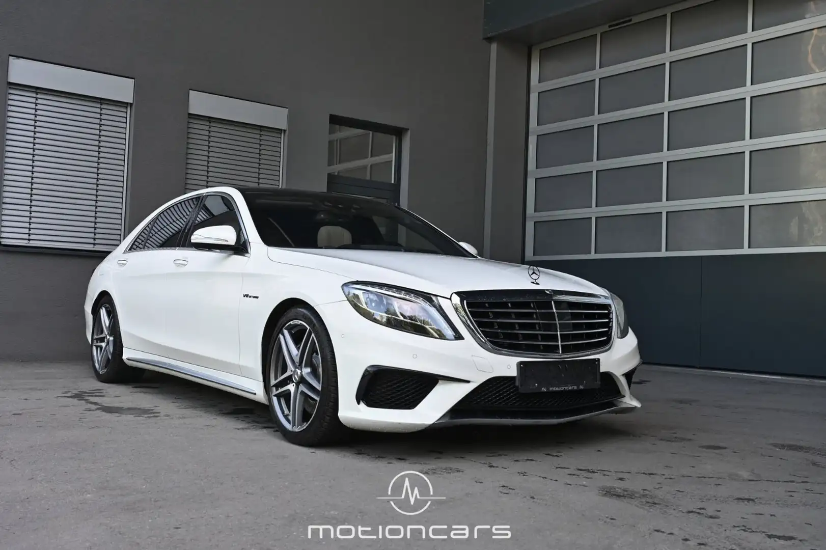 Mercedes-Benz S 63 AMG S-Klasse S 63 AMG AMG S 63 lang 4Matic EXP € 52.4 Weiß - 2
