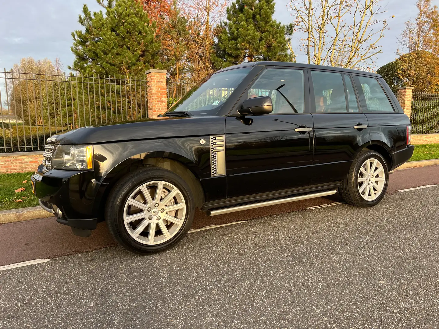 Land Rover Range Rover 5.0 V8 Supercharged/2e eig/Carplay/Youngtimer Noir - 1