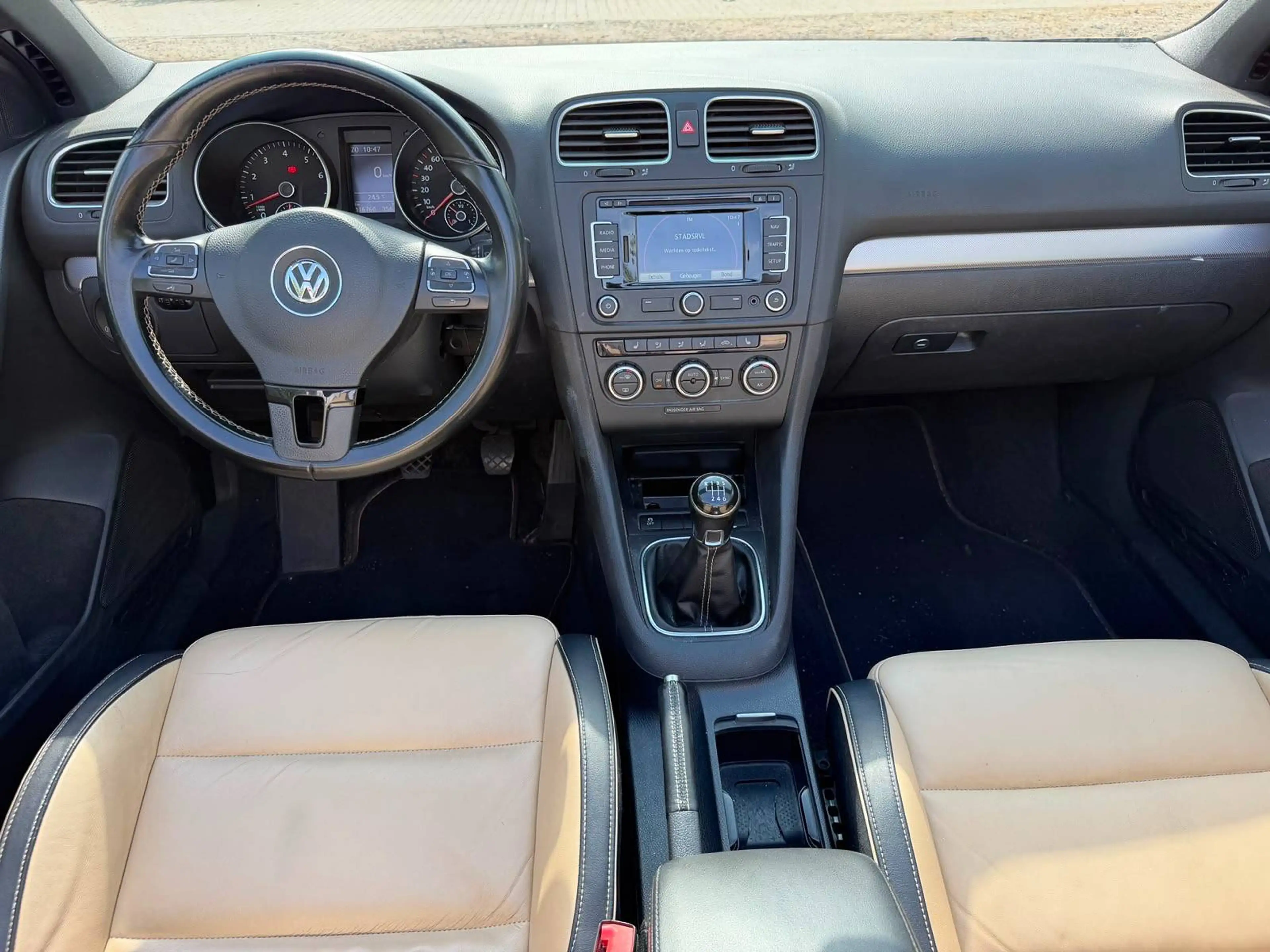 Volkswagen Golf Cabriolet Golf Cabriolet 1.2 TSI Karmann — photo 13