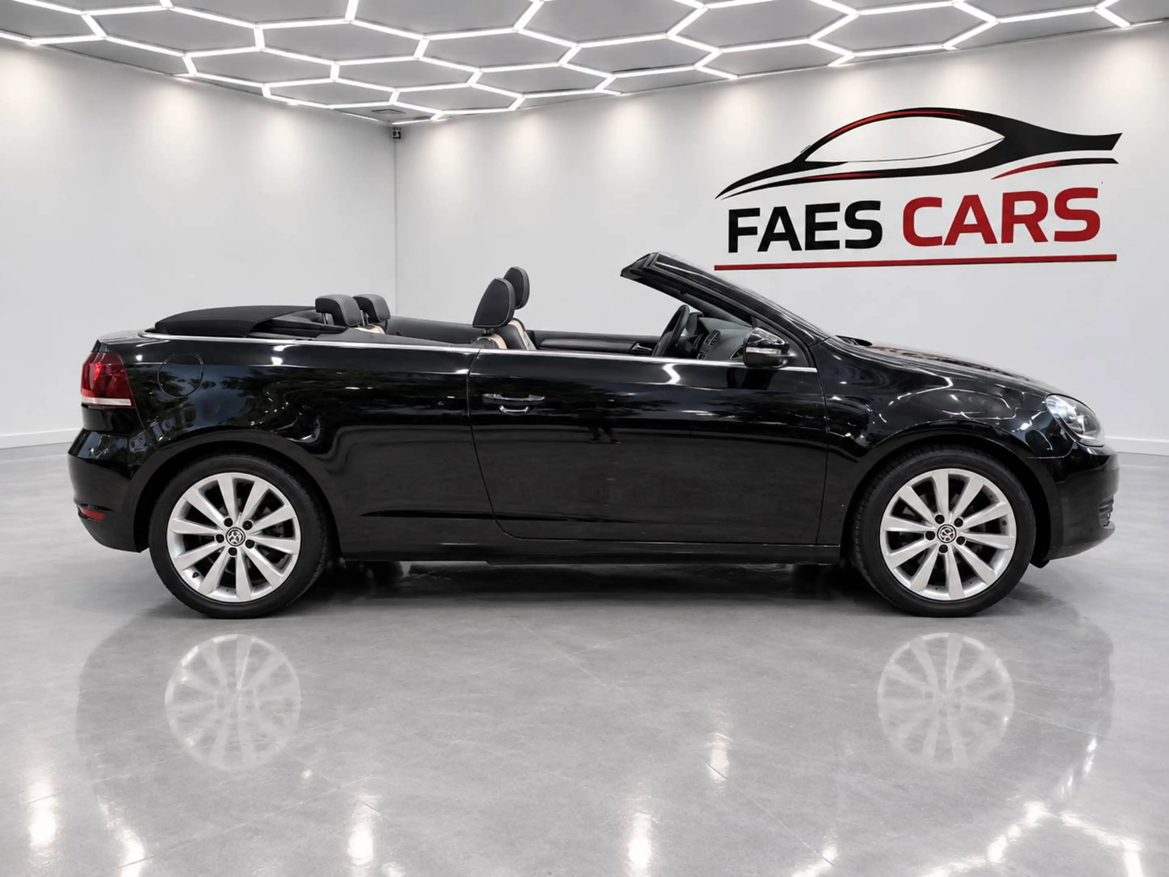 Volkswagen Golf Cabriolet Golf Cabriolet 1.2 TSI Karmann — photo 7