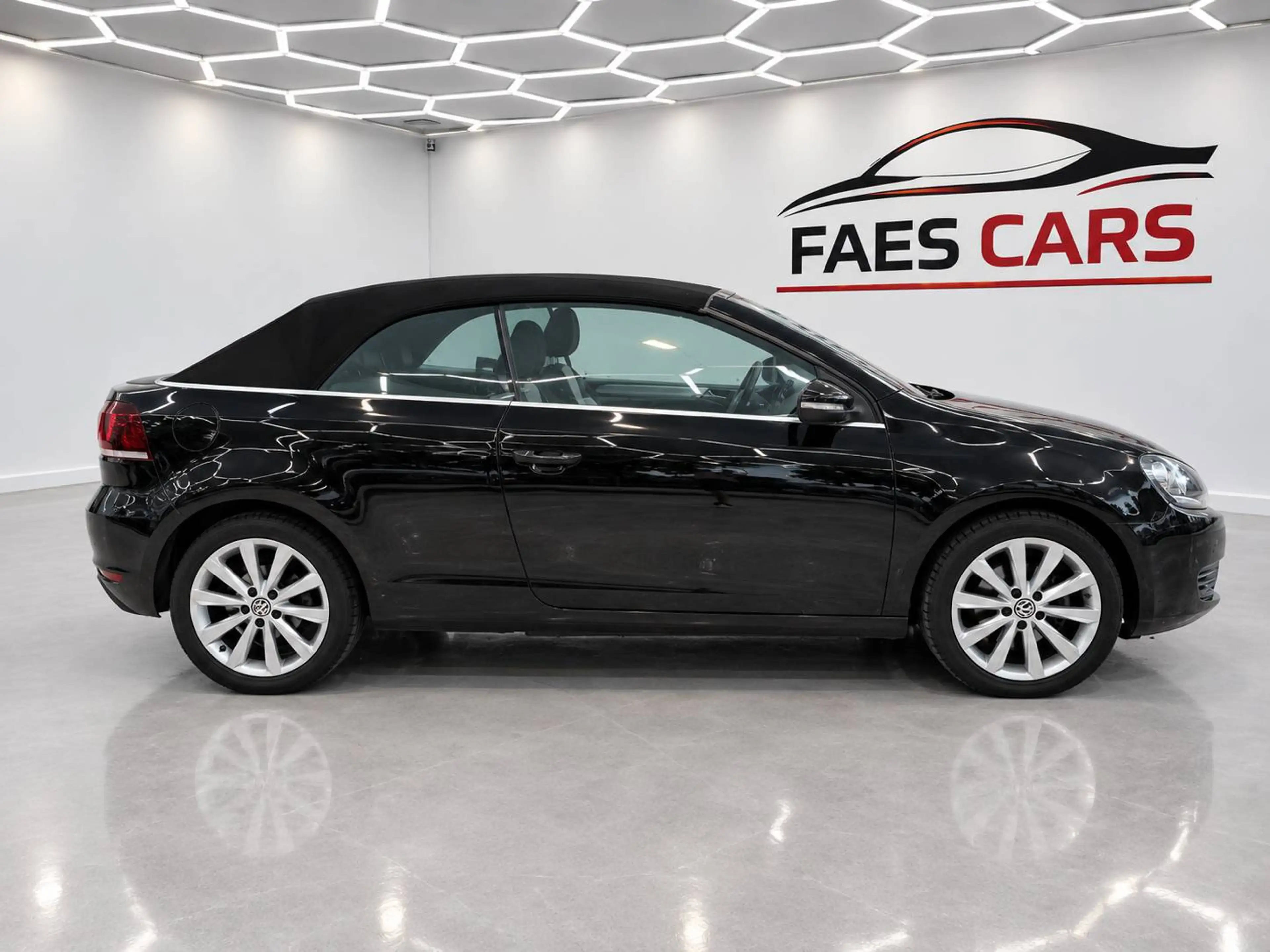 Volkswagen Golf Cabriolet Golf Cabriolet 1.2 TSI Karmann — photo 5