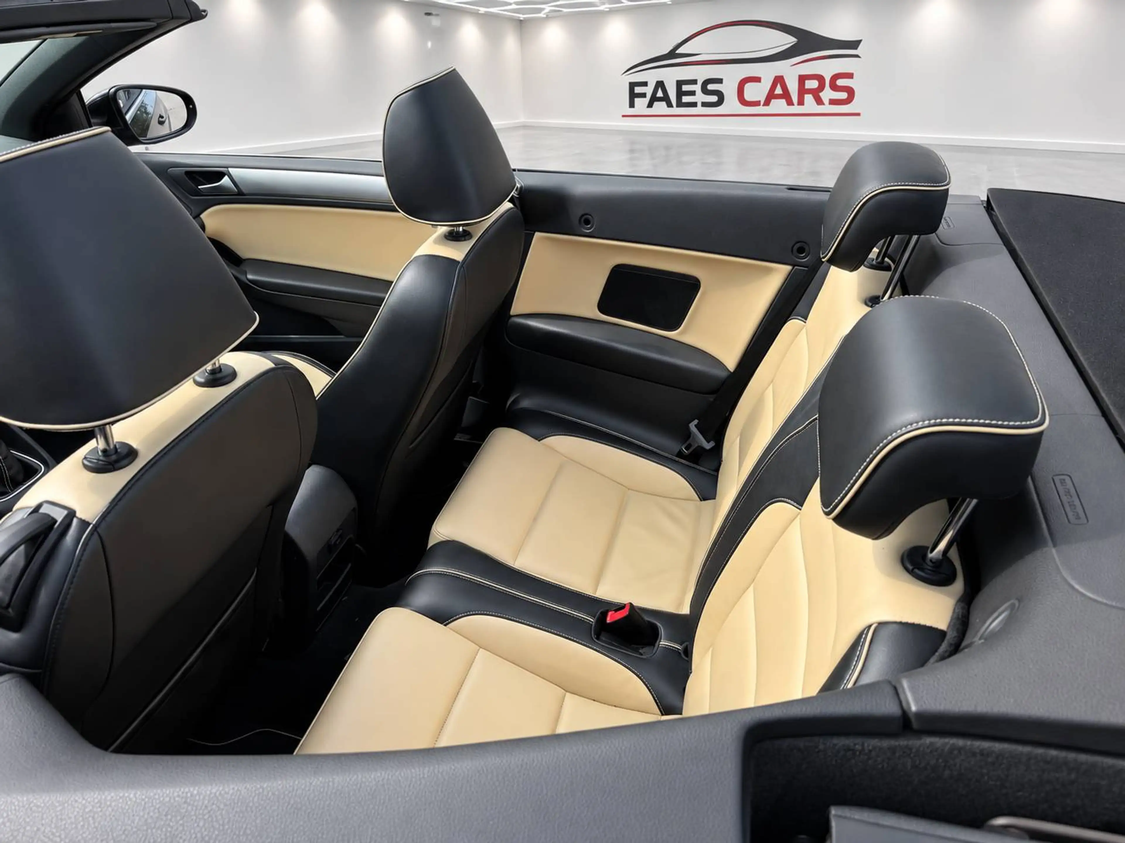 Volkswagen Golf Cabriolet Golf Cabriolet 1.2 TSI Karmann — photo 14