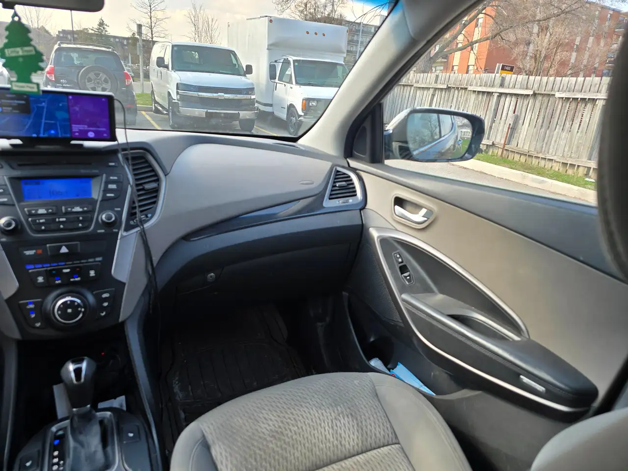 Hyundai SANTA FE снимка Hyundai SANTA FE
