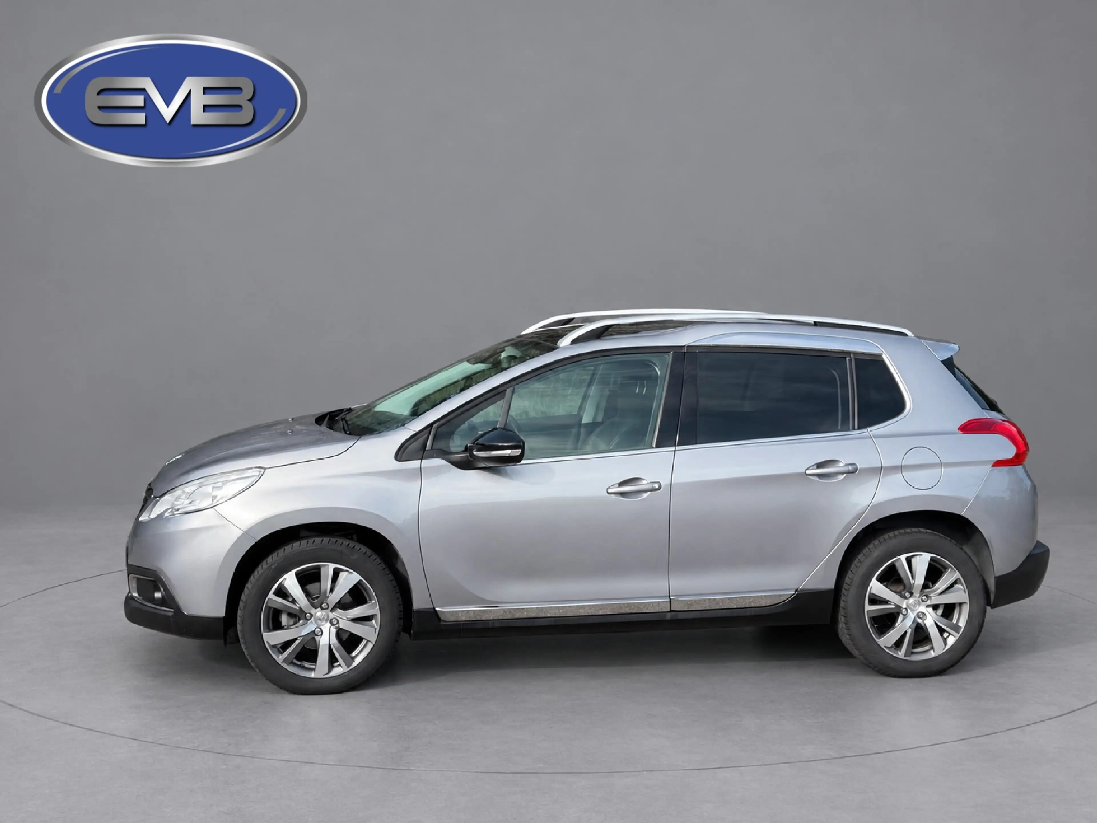 Peugeot 2008 1.2 PureTech Féline, afneembare trekhaak, panorama — photo 9