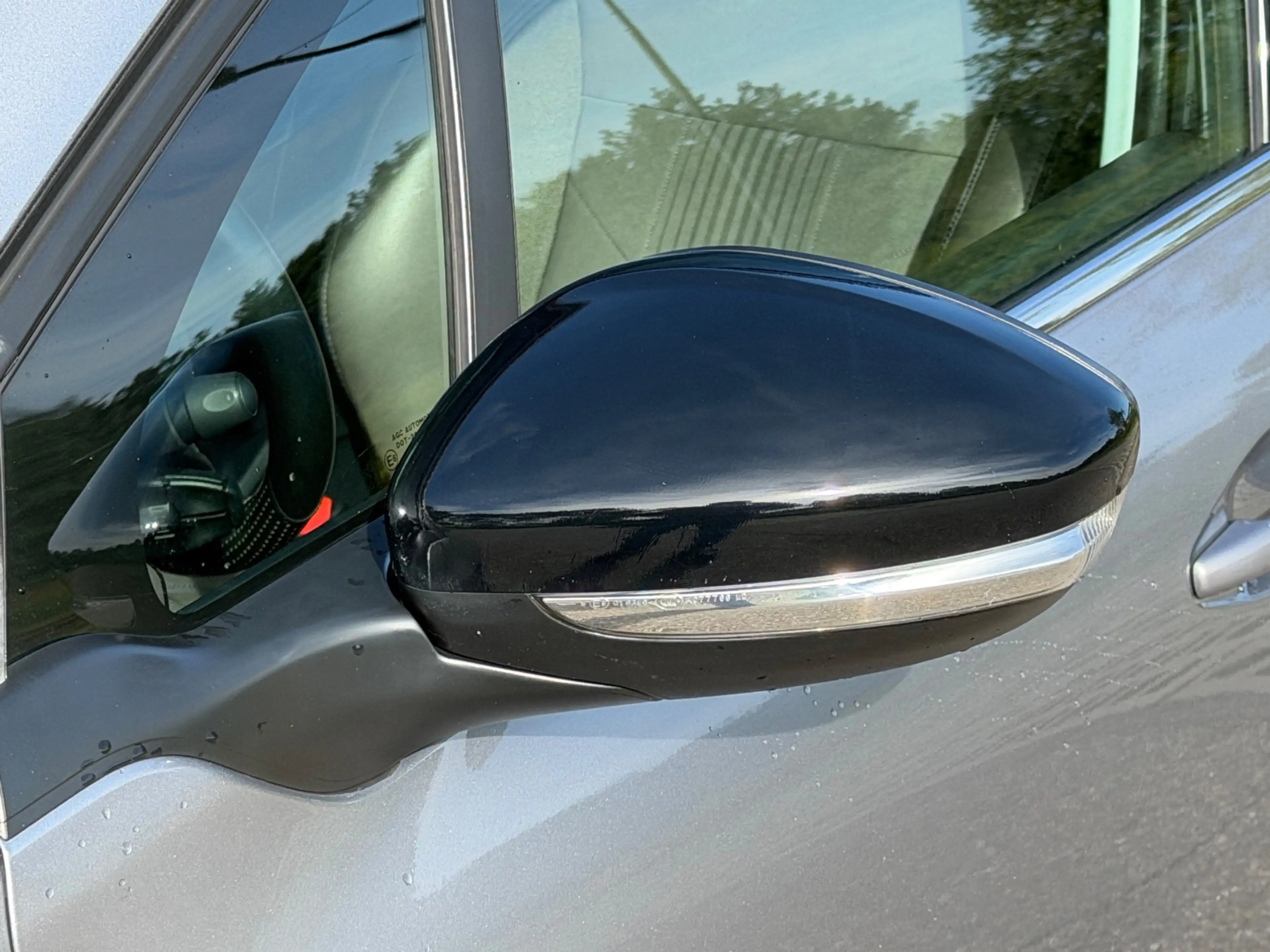 Peugeot 2008 1.2 PureTech Féline, afneembare trekhaak, panorama — photo 32