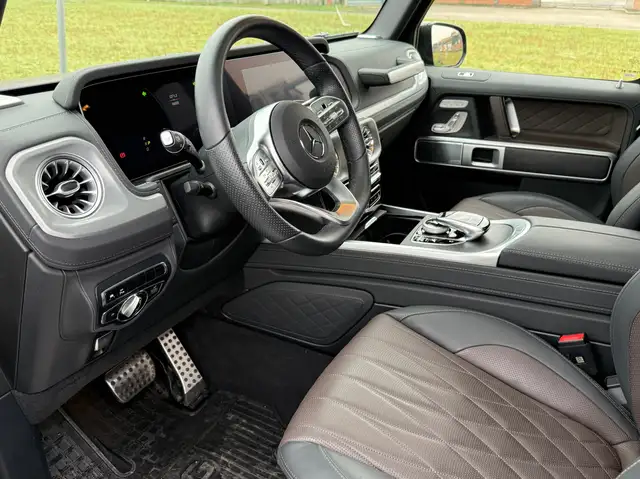 Mercedes-Benz G 500 view 8