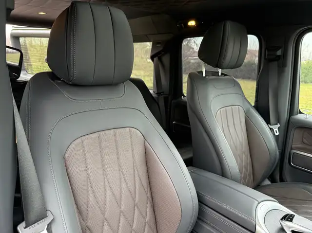 Mercedes-Benz G 500 view 12