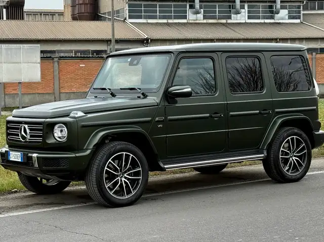Mercedes-Benz G 500 view 3