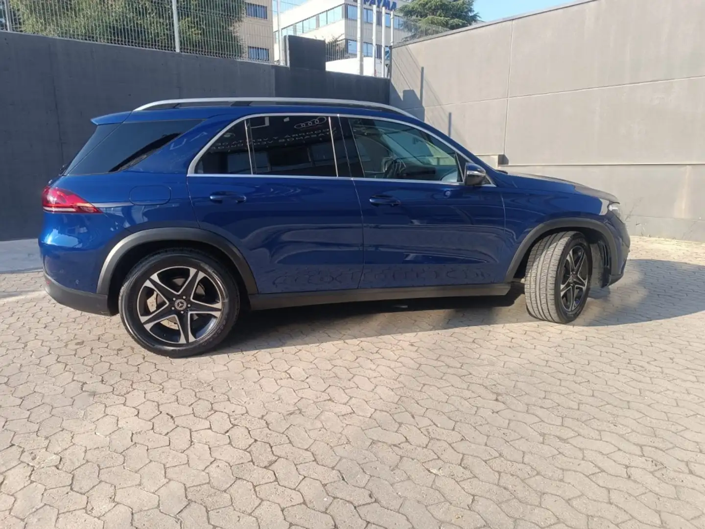 Mercedes-Benz GLE 300 300d 4Matic Aut. Bleu - 2