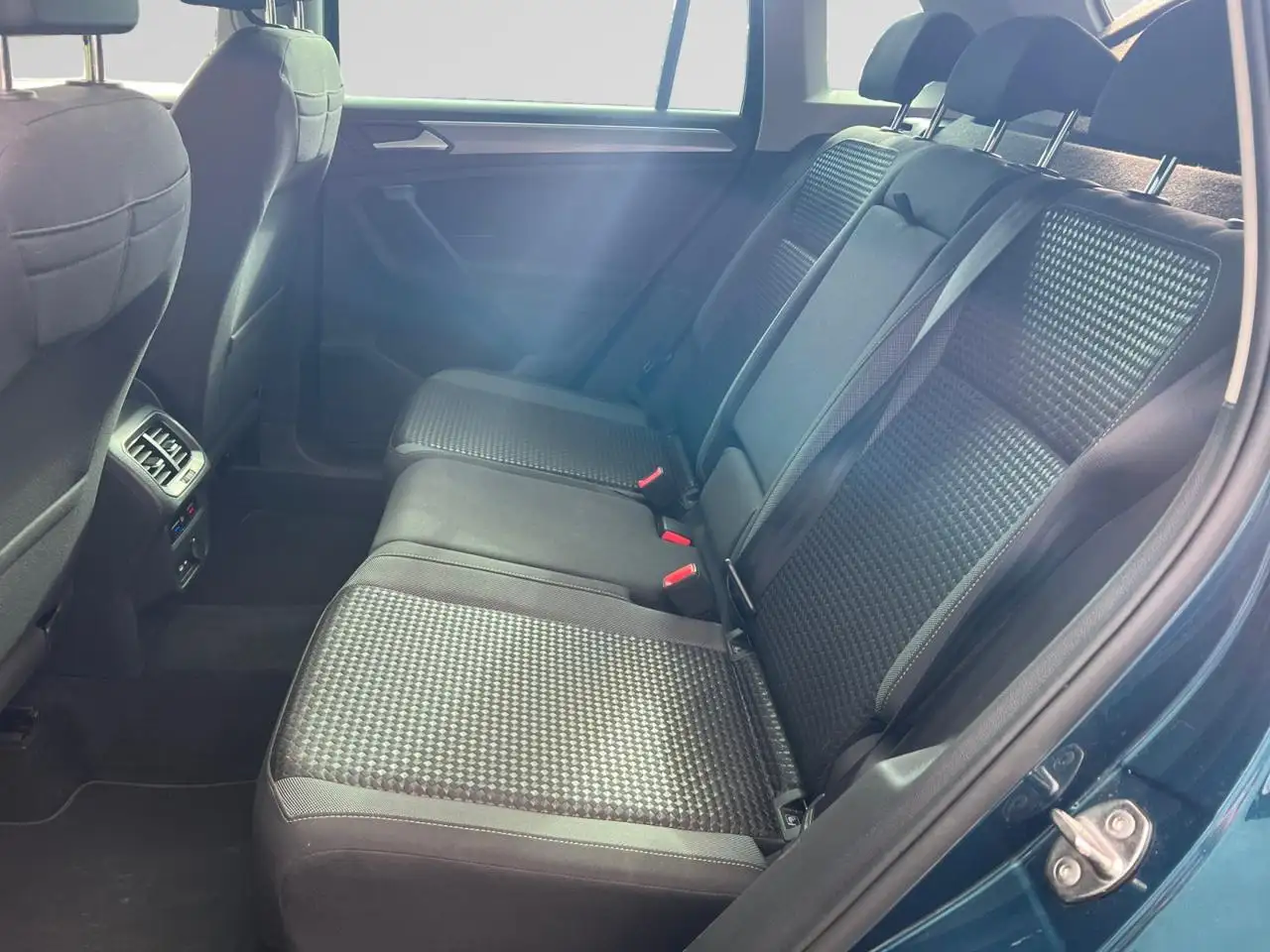 Volkswagen Tiguan 1.5 TSI Active OPF DSG, миниатюра 13