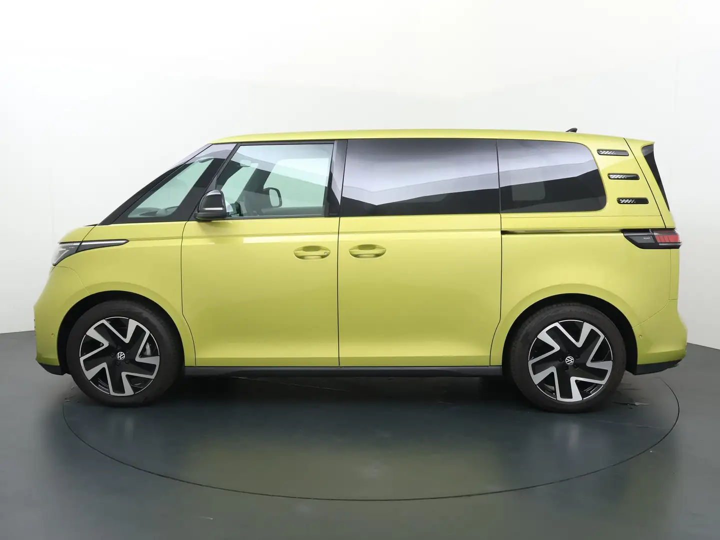 Volkswagen ID. Buzz Pro Advantage 204 Pk 82 kWh | First Edition | Elek Geel - 2