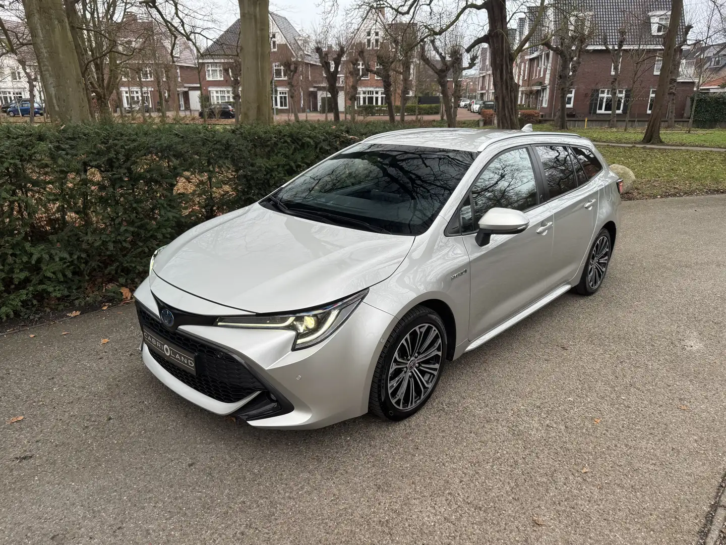 Toyota Corolla Touring Sports 2.0 Hybrid, CarPlay Silber - 1