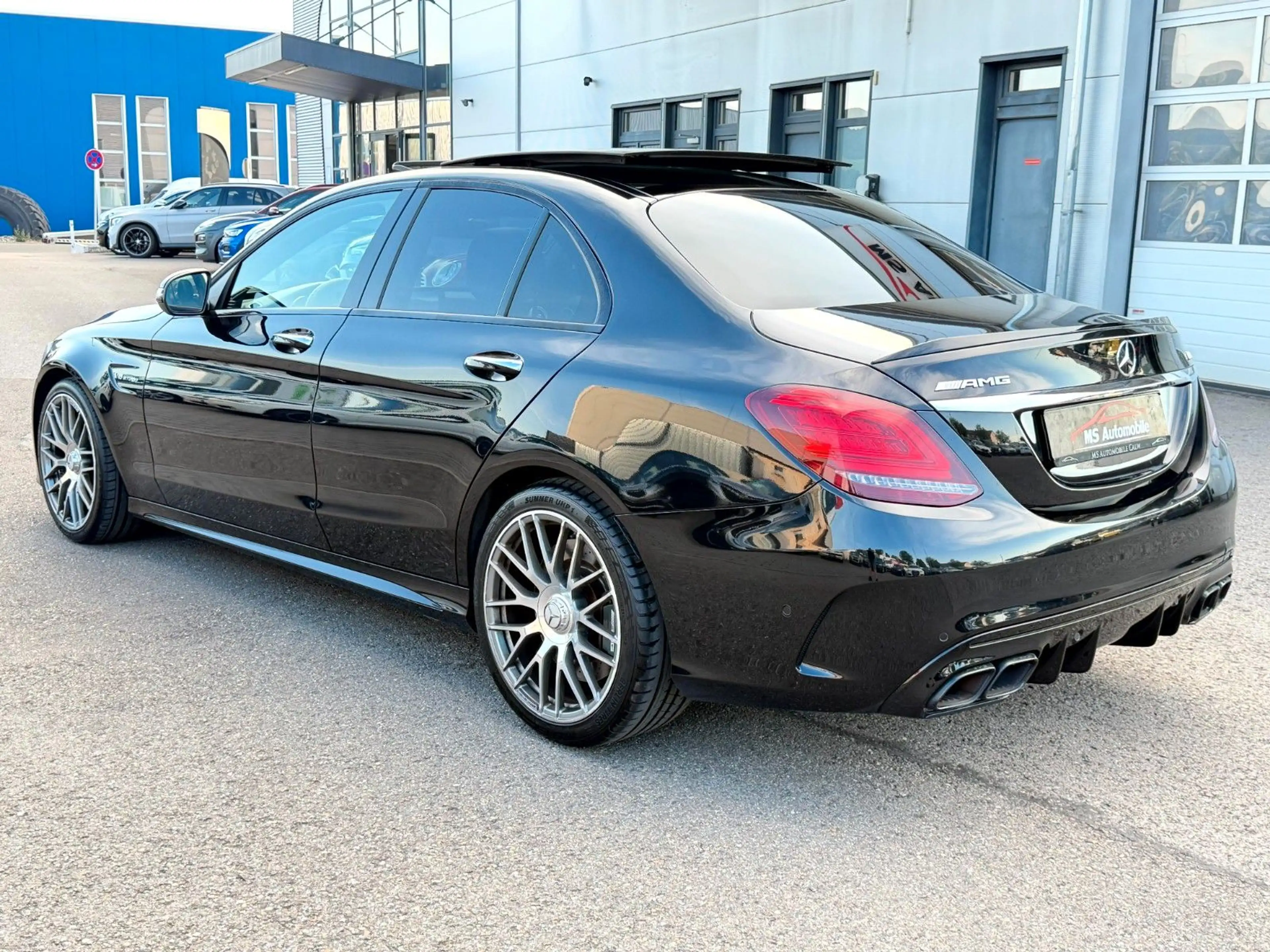 Mercedes-Benz C 63 AMG Limo Sportabgas_Pano_Keyles_Comand_LED — photo 7
