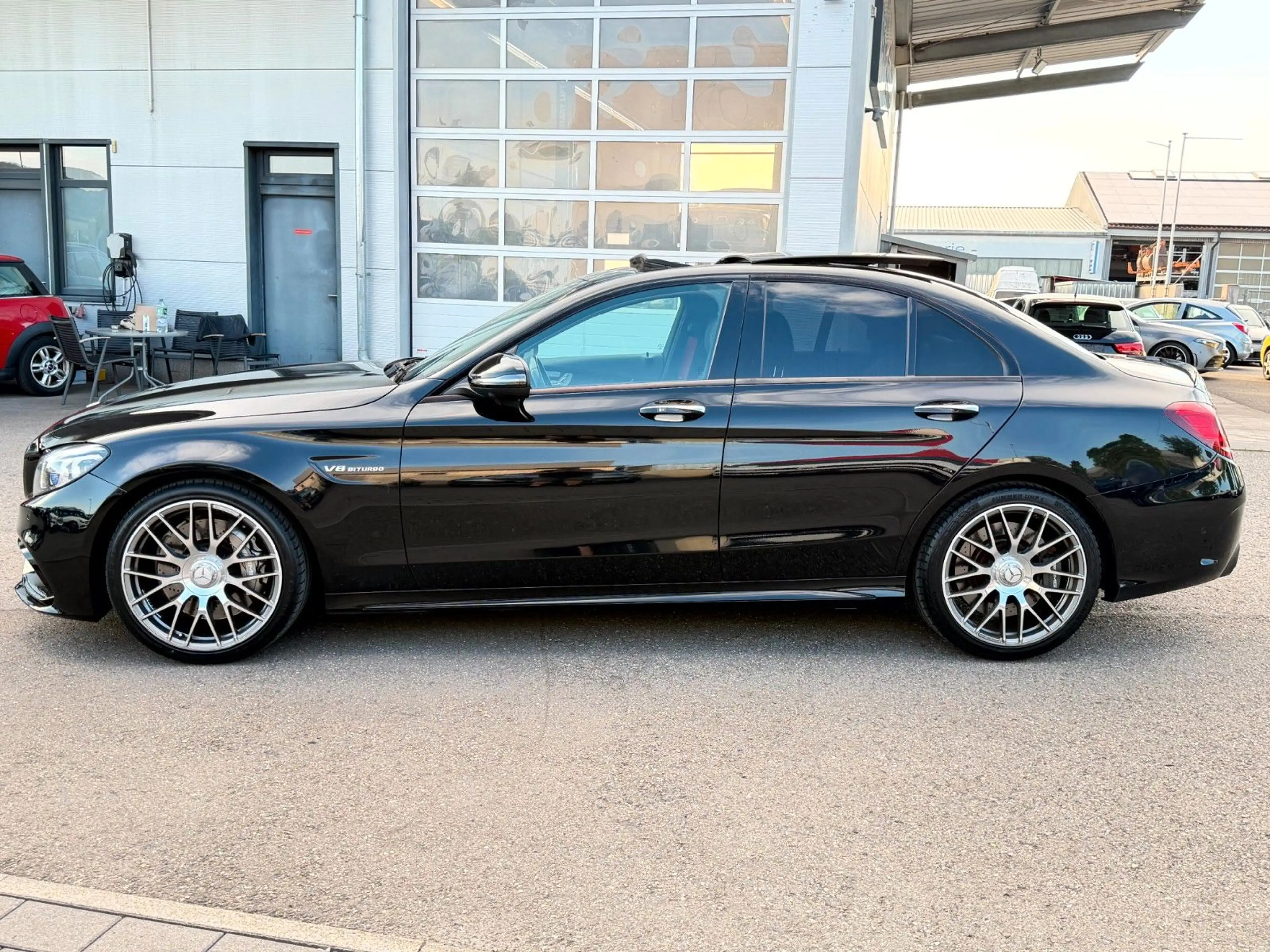 Mercedes-Benz C 63 AMG Limo Sportabgas_Pano_Keyles_Comand_LED — photo 8