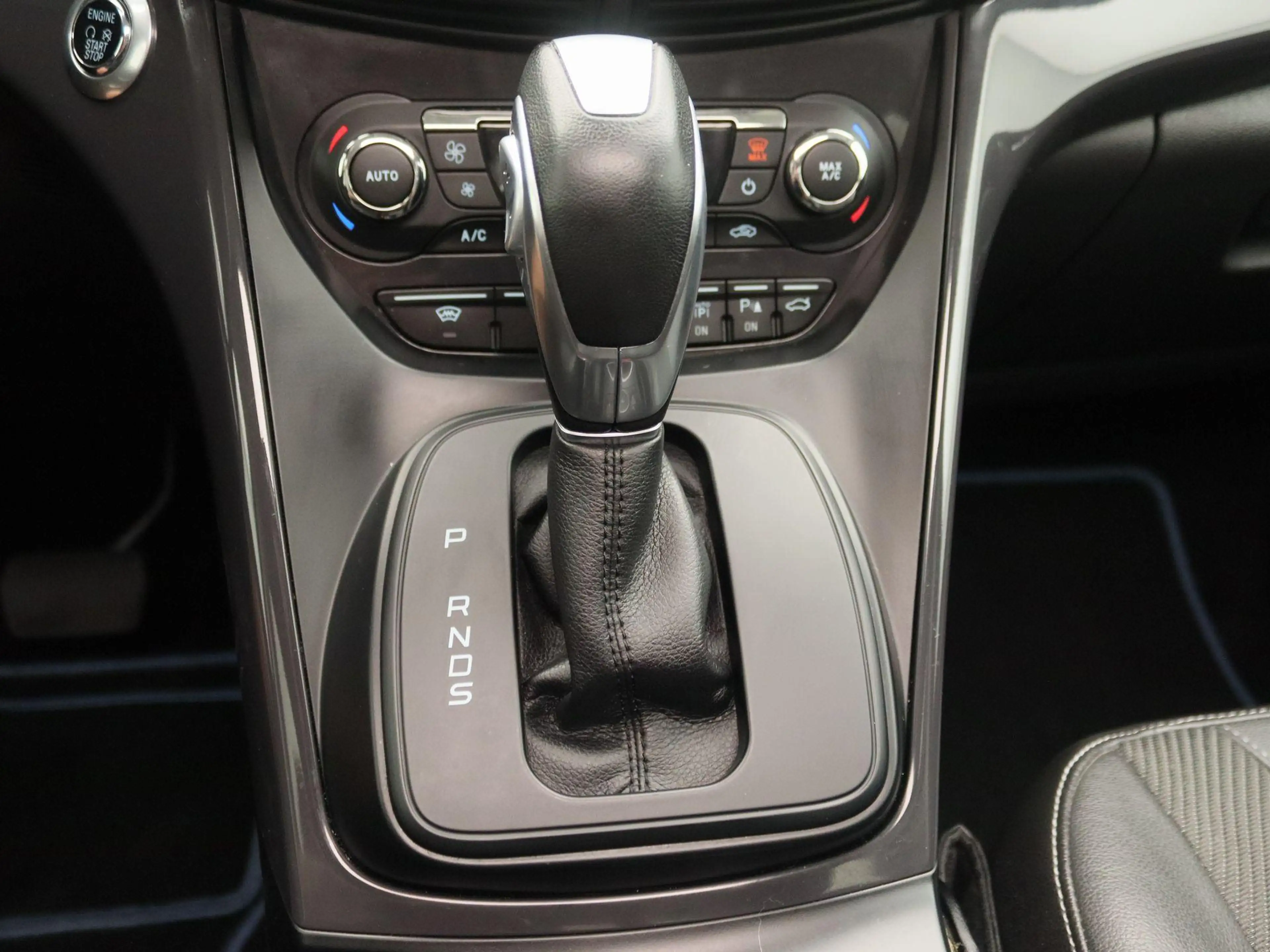 Ford Kuga 1.6 Titanium Plus 4WD | Panoramadak | Camera | Tre — photo 12