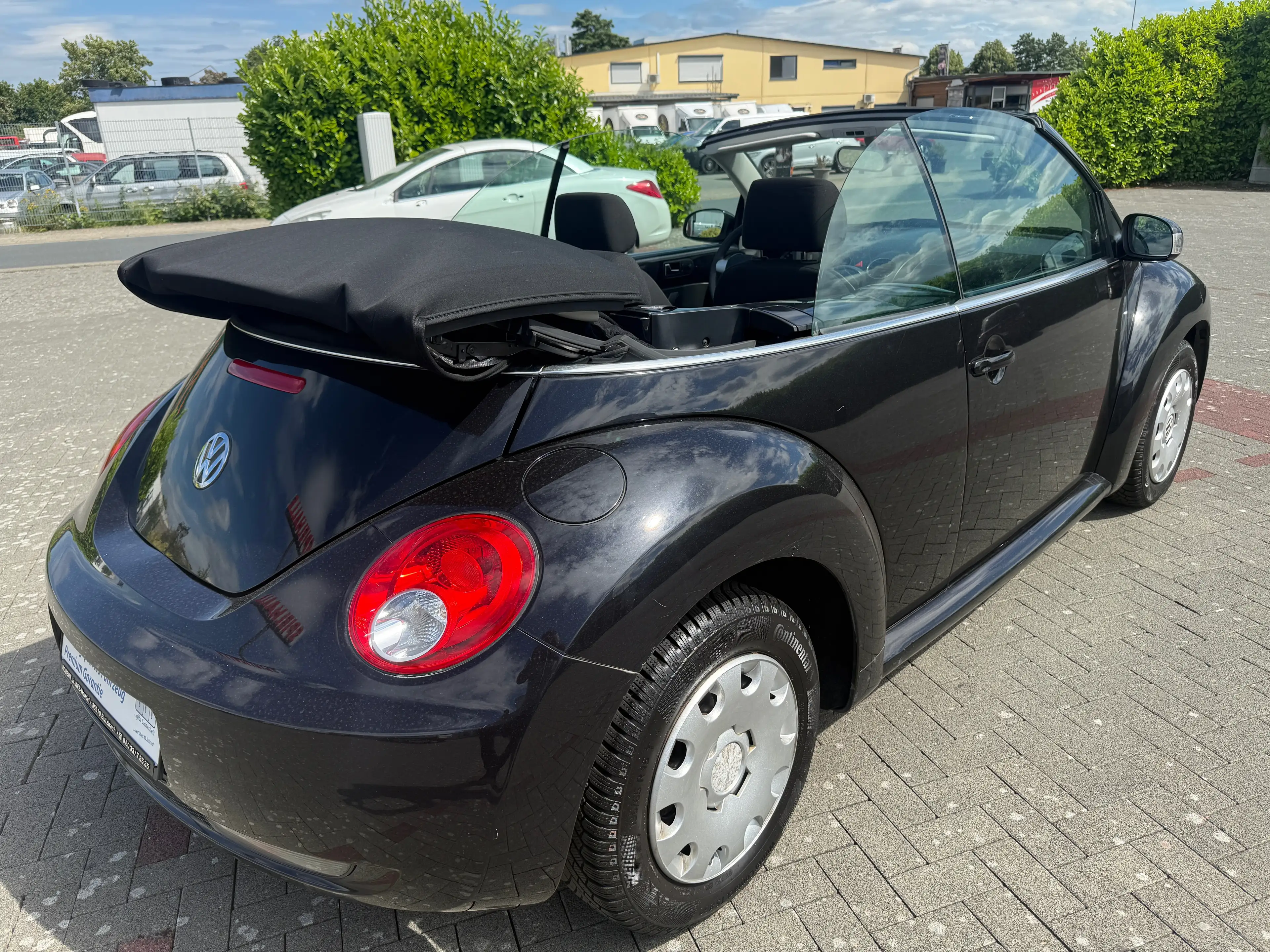 Volkswagen New Beetle 1.6 Cabrio Klima S/H 1 Hand — photo 4